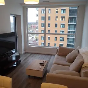  Apartment Comfy Near Downtown Canada